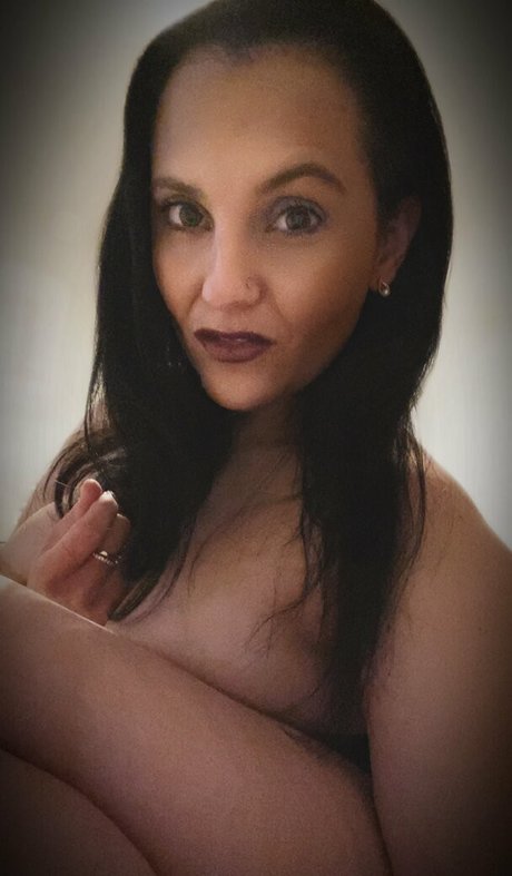 longgone2022 OnlyFans Nacktbilder