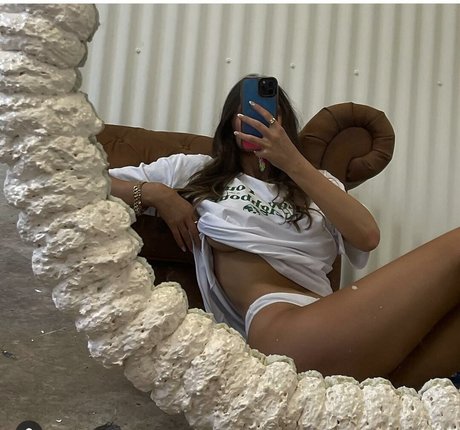 Ella Grace Cervetto Heiße OnlyFans Inhalte