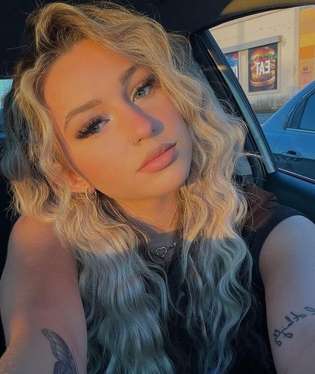 Brylee OnlyFans nackte Brüste