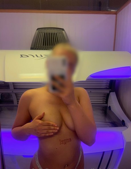 yourlittlegirl lana OnlyFans Nacktfotos