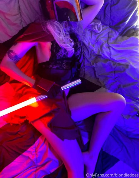 blondiedoes OnlyFans geleakter Pornografie