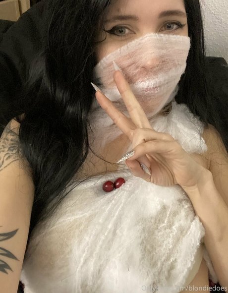 blondiedoes OnlyFans Sex