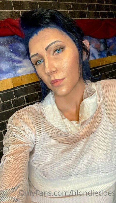 blondiedoes OnlyFans Brüste Bild