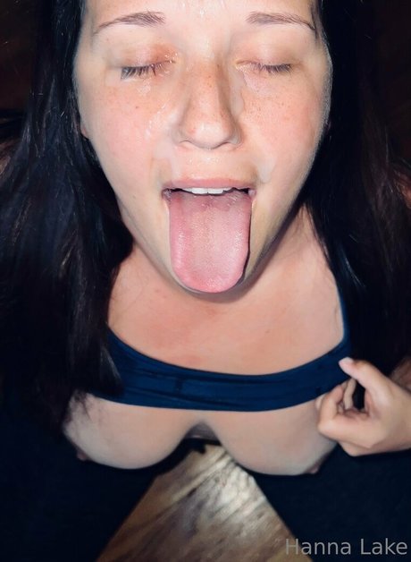 Hanna Lake OnlyFans Model Bilder