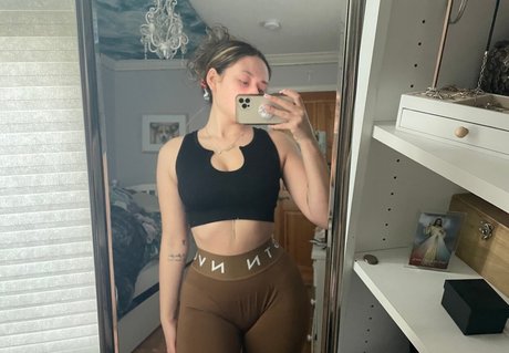 Elizabeth Grace Nacktbilder von OnlyFans geleakt