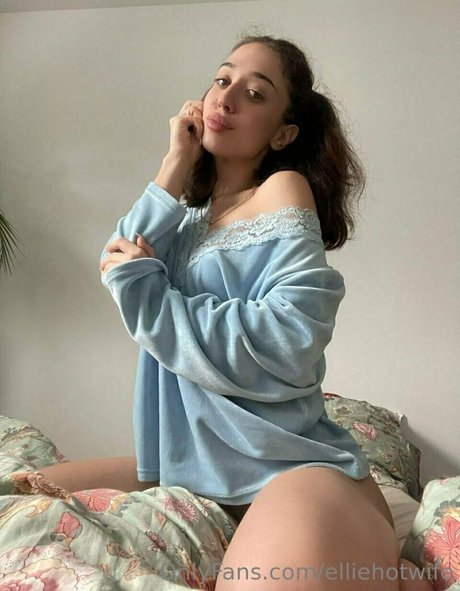 elliehotwife Leak von OnlyFans-Inhalten