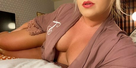 sweetteeofficial Porn OnlyFans Leak