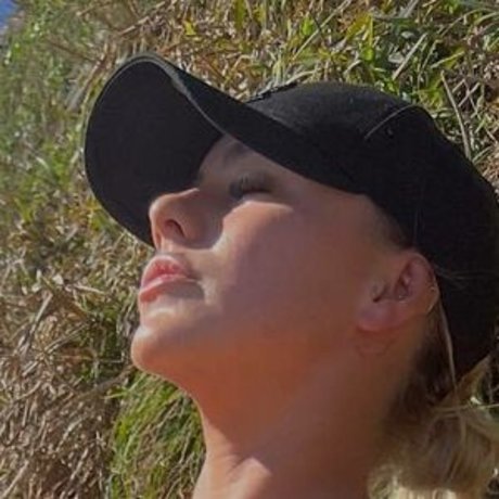 gracebbrewster OnlyFans explizite Inhalte