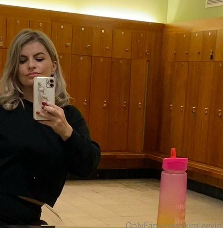 housewifekim OnlyFans-Bilder