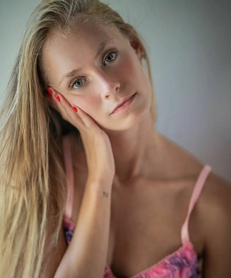 elabarkay Leaked OnlyFans Sex Tape