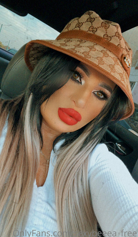 sexybeeea free OnlyFans-Leaks