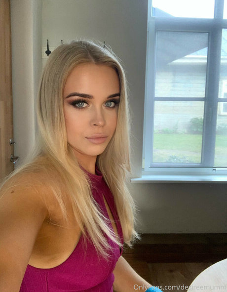 Desiree Mumm OnlyFans geleakte Brüste