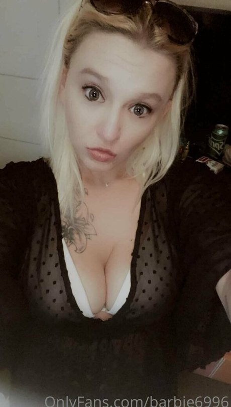 barbie6996 OnlyFans explizite Inhalte