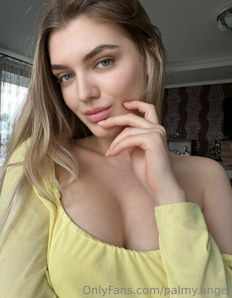 harte onlyfans kostenloser Porno Selfie