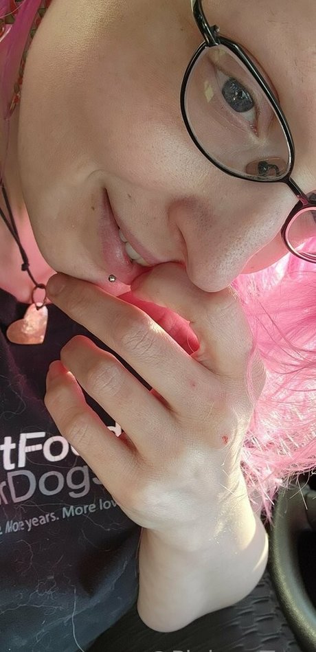 pinkys toes OnlyFans Pornografie gratis