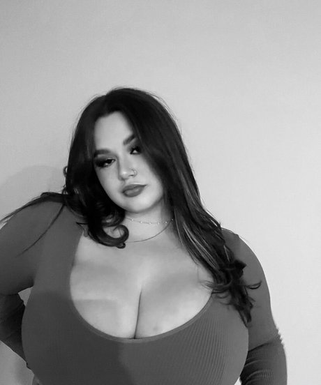 Sara M OnlyFans Leak