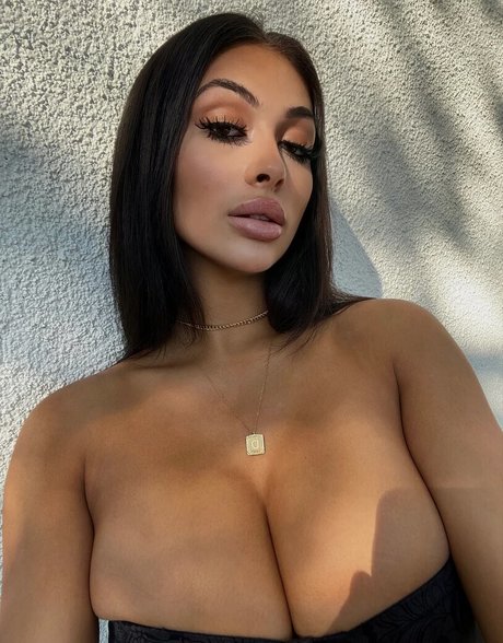 Parker Abbott Nacktbilder OnlyFans