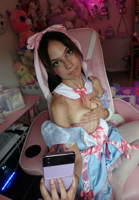 Krissi Pookie OnlyFans Bilder