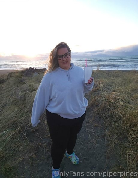 schlaffe milf onlyfans heiß sexy Selfie