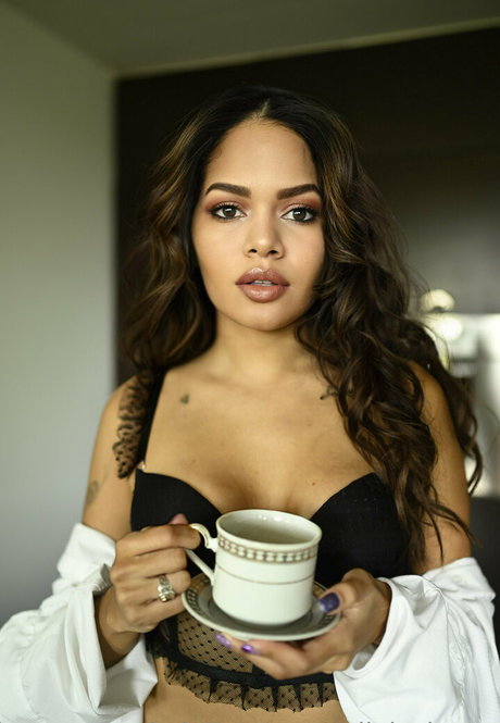 sofia jones2 Kostenlose OnlyFans-Inhalte