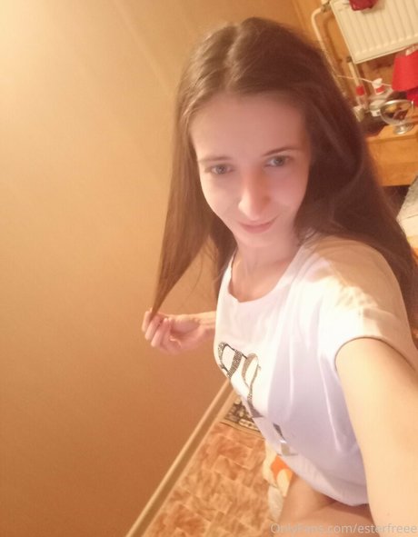 esterfreee OnlyFans nackt