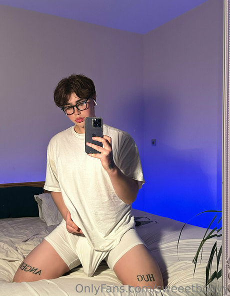 sweeetbooyy OnlyFans OnlyFans