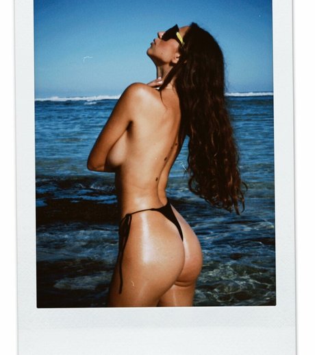 Iulia Girbu OnlyFans-Rezensionen