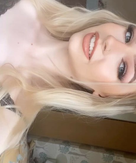 Heyitzrachael Nackt auf OnlyFans Leak