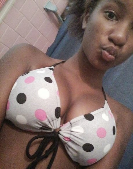 Nudes Vazados Nacktbilder auf OnlyFans