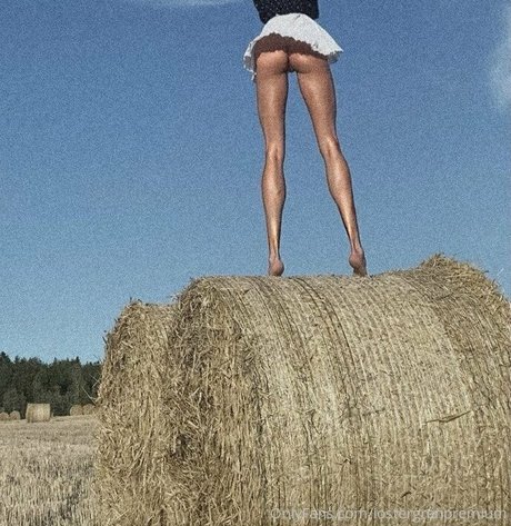 Ia Ostergren OnlyFans Model Fotos