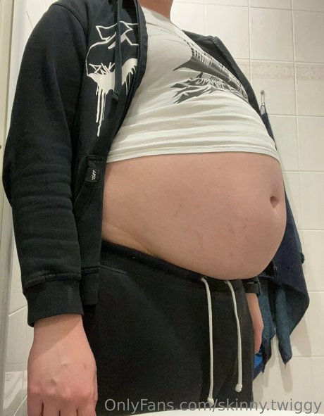 skinny twiggy OnlyFans geleakt