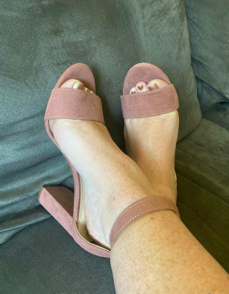 prettyporterfeet Nacktpornos auf OnlyFans