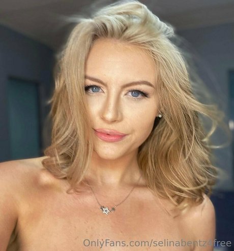 selinabentz4free OnlyFans-Leaks