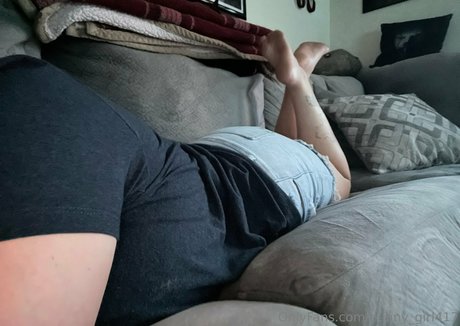 bunny girl417 OnlyFans Leak