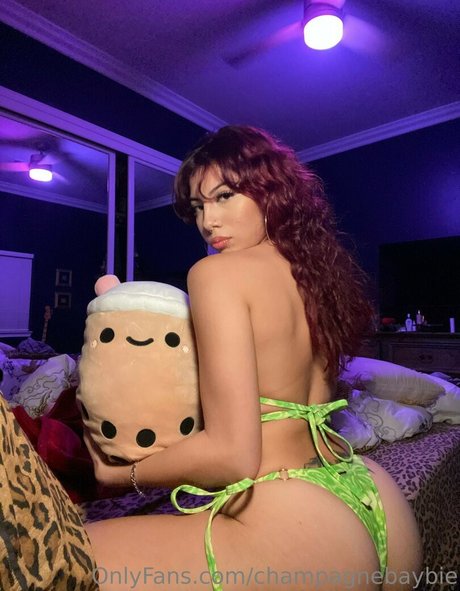 champagnebaybie Kostenlose OnlyFans-Inhalte