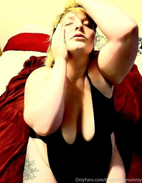 thickmilkymommy Nackt Leaks OnlyFans
