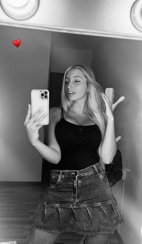 BustyAna Neue OnlyFans Leaks