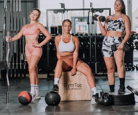 BustyAna OnlyFans-Leaks