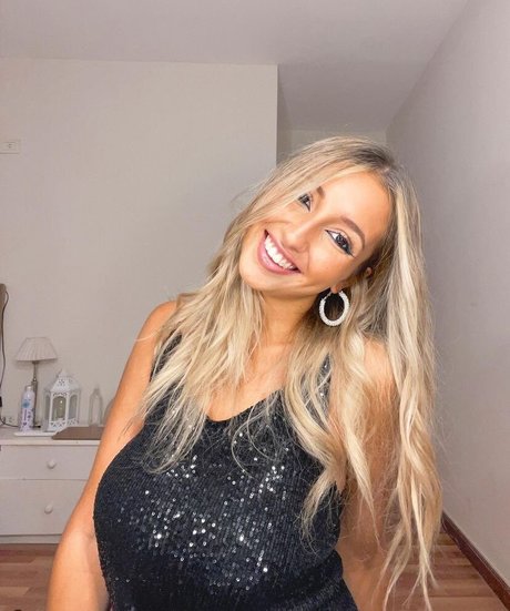 BustyAna OnlyFans geleakte Bilder