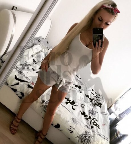 lanueta21 Leaks von Nacktbildern auf OnlyFans