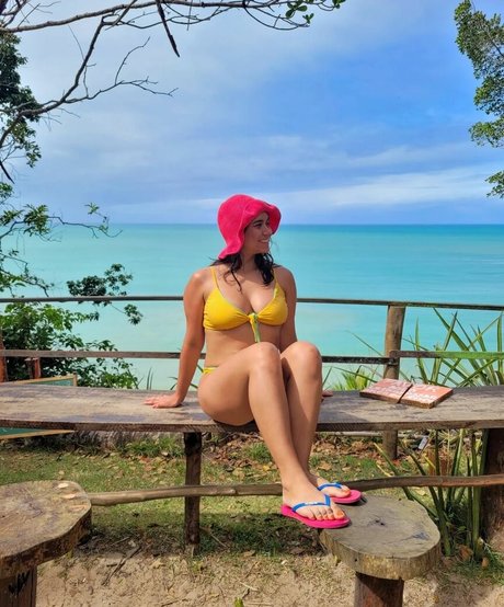 Bella Barp OnlyFans-Bilder