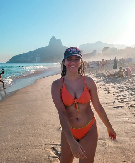 bbw-oma nur fans nackt Hinter-den-Kulissen