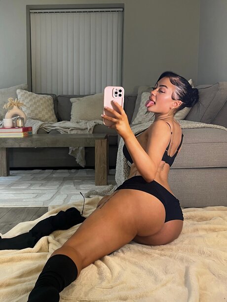 Hollyydollyy OnlyFans-Pornoleak