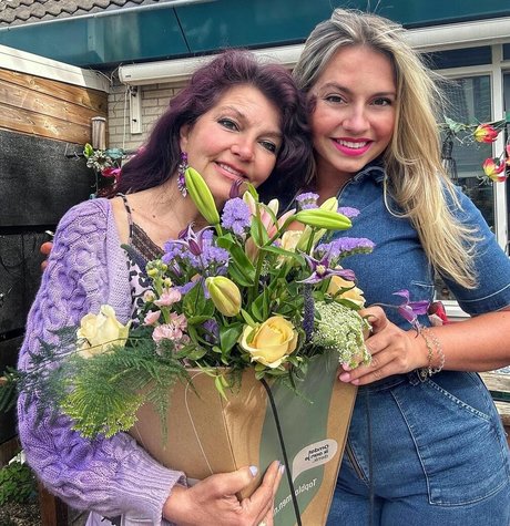 Sensi Lowe OnlyFans kostenlos geleakt