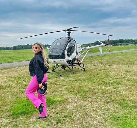 Sensi Lowe OnlyFans geleakte Brüste