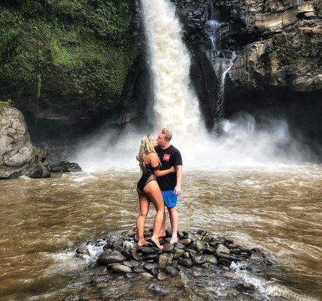 Sensi Lowe Heiße OnlyFans Inhalte