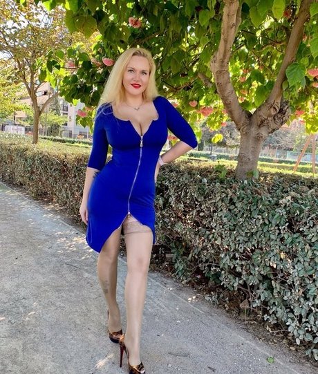 Dolly Fox OnlyFans gratis