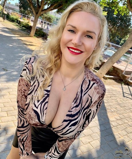 Dolly Fox OnlyFans Nackt Content