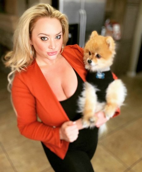 BlondiePomie OnlyFans-Post