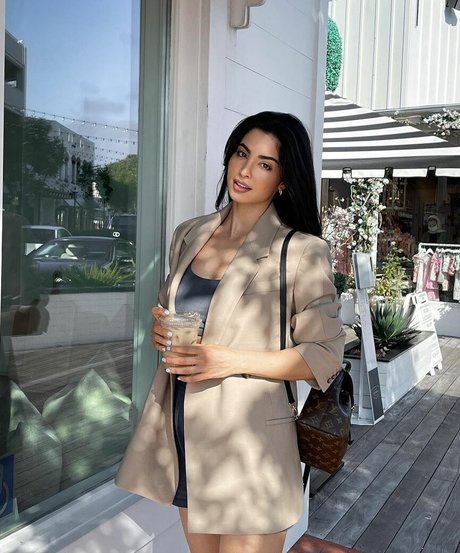 Elwa Saleh OnlyFans Bilder nackt